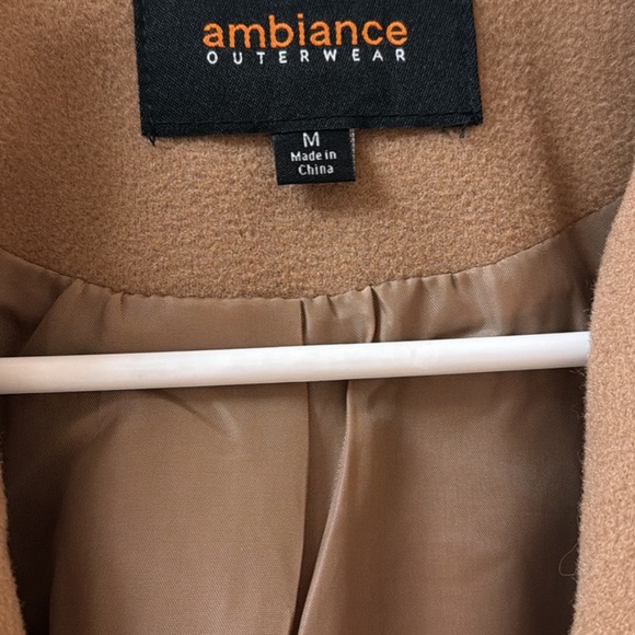 Camel knee length pea coat size medium - Picture 2 of 3